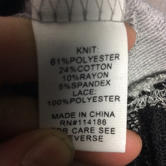 NWT Gray and Black Top with Lace Trim PLUS SIZE 1X - Picture 5 of 6